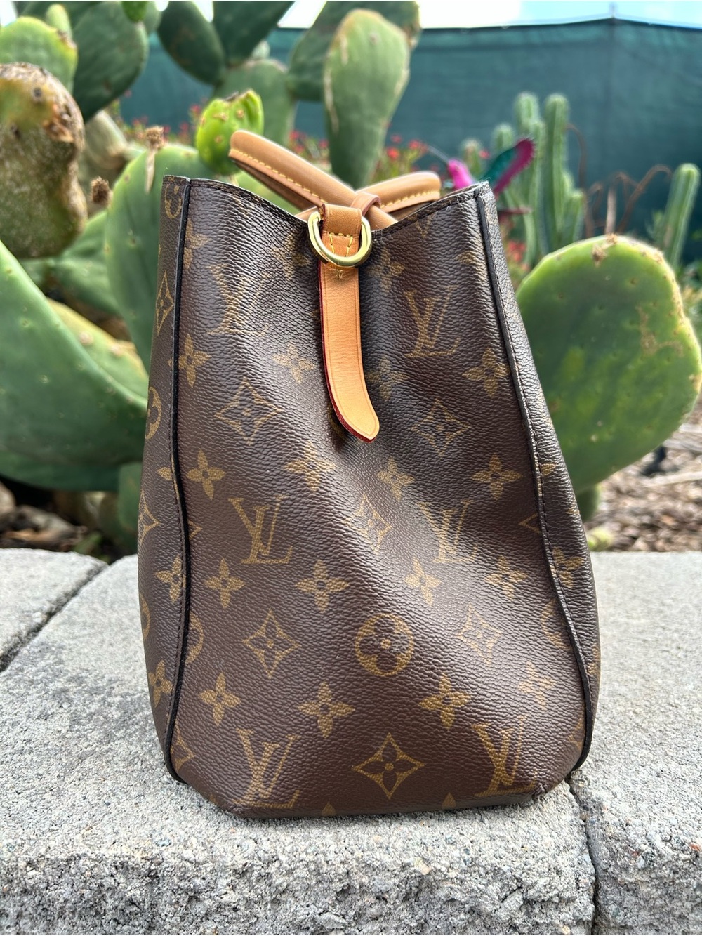Louis Vuitton Monogram Montaigne Tote - Picture 3 of 11